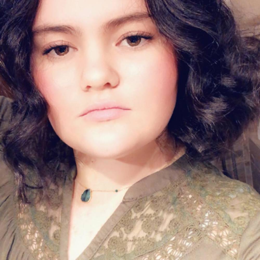 Meet your Posher, Alizia